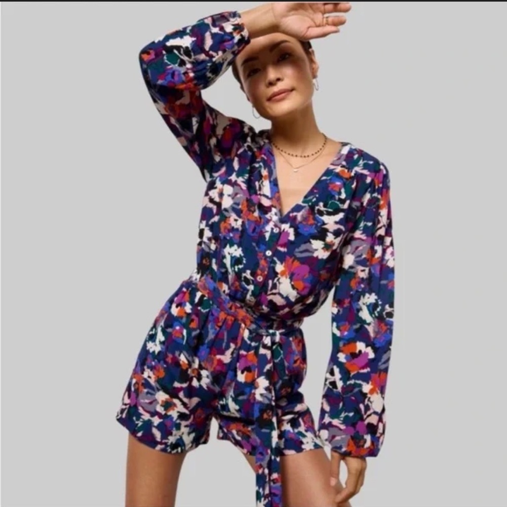 Nwt Evereve Floral Hadley Romper Pockets Buttons Long Sleeve XS